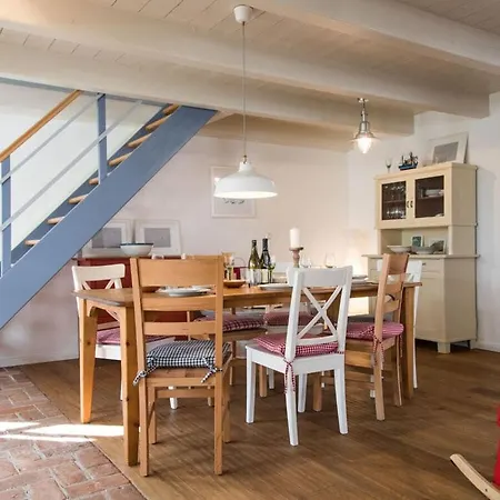 Old Bakery - Former Stable *