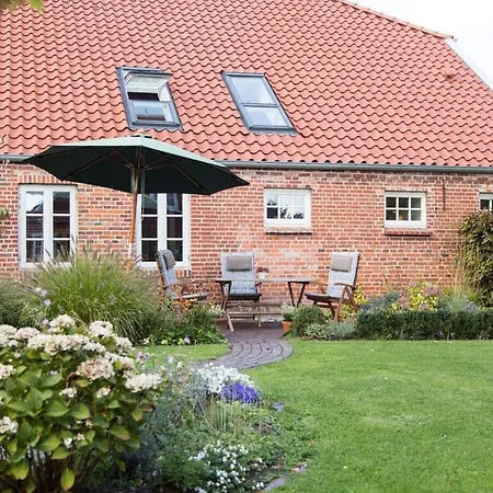 Old Bakery - Former Stable Holiday home Hinte